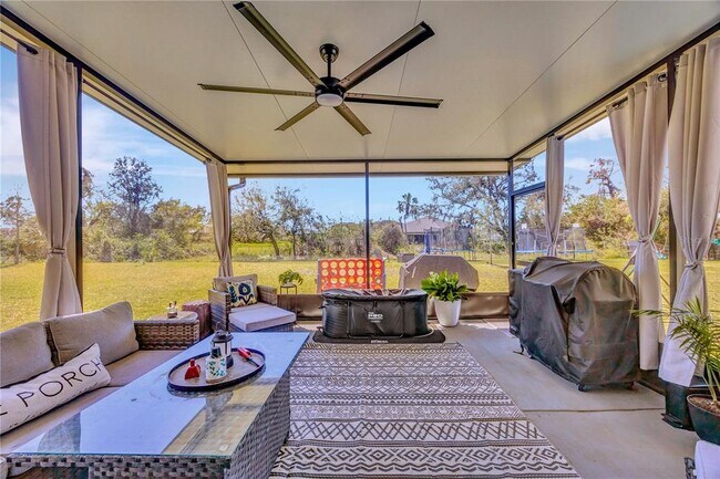 Building Photo - 5532 Summer Sunset Dr