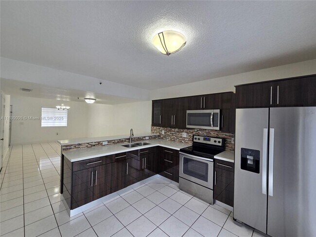 Building Photo - 8360 NW 103rd St