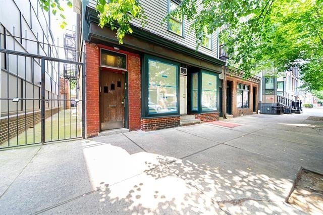 Primary Photo - 363 2nd St