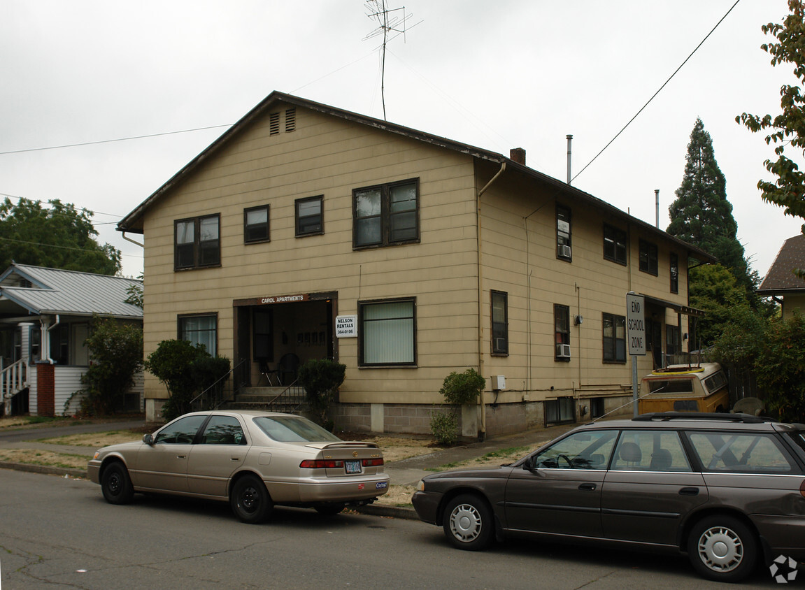 Building Photo - Carol Apartments