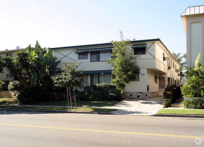 Foto del edificio - 313 S Doheny Dr