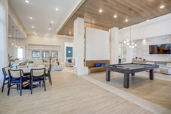 Alton Serenoa apartments — community photo - Alton Serenoa