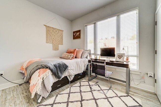 Fully Furnished Bedroom - Live On Hillsborough
