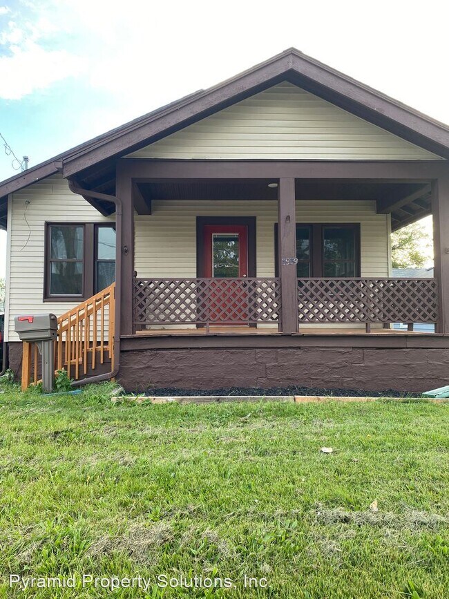 Foto del edificio - 2 br, 1 bath House - 3939 2nd Ave