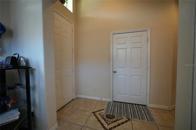 Foto del edificio - 1243 Darnaby Way