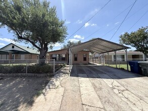 Building Photo - 1817 E Lyon St
