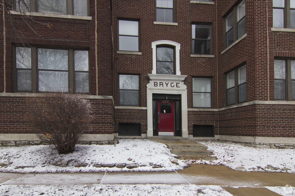 Foto del edificio - 6275 Enright Ave