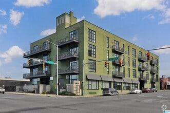Building Photo - 2201 5th Ave S