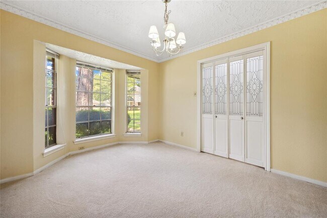 Foto del edificio - 1834 Clover Spring Dr