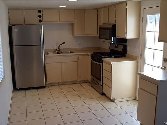 Building Photo - 4540 Avenida Del Sol