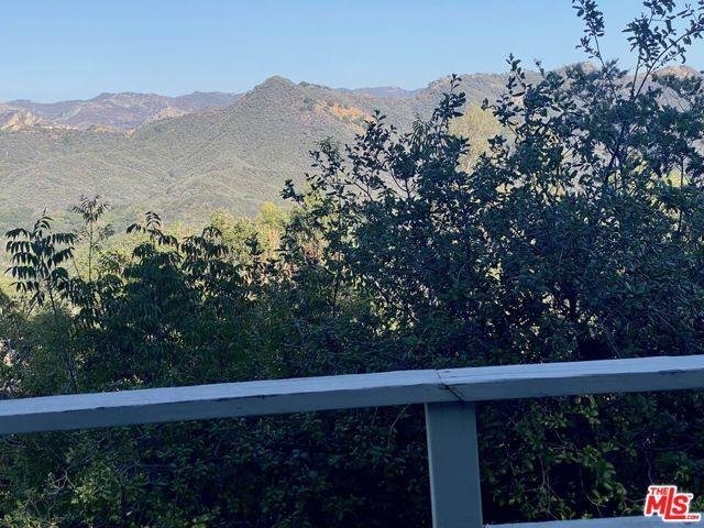 Building Photo - 19975 Sischo Dr