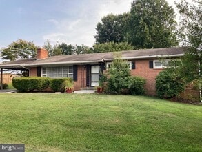 Building Photo - 18507 Indian Cottage Rd