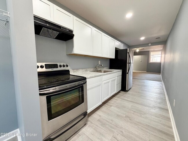 Foto del edificio - 2407 W Jefferson St