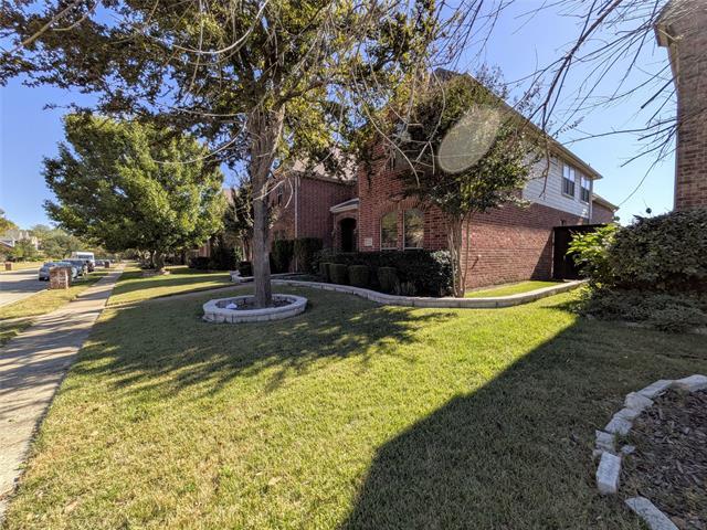 Foto del edificio - 1121 Waterford Way