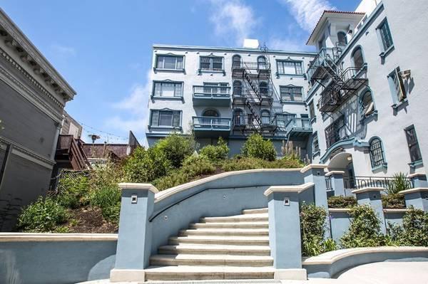 Building Photo - 3 bedroom in San Francisco CA 94108