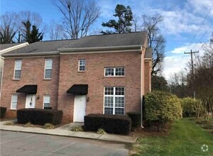 Building Photo - 710 Tavern Ct