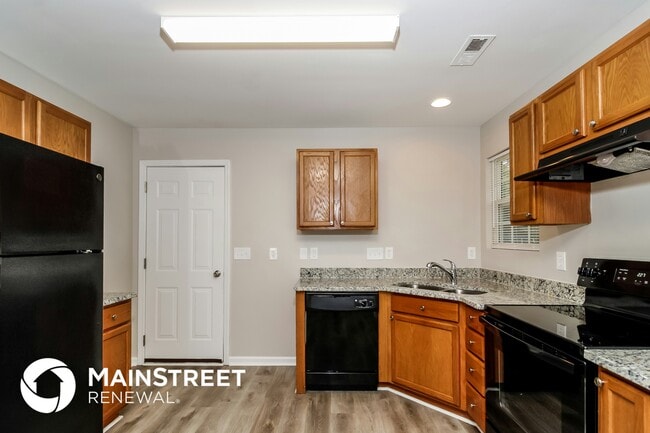 Foto del edificio - 3921 Springbrook Dr
