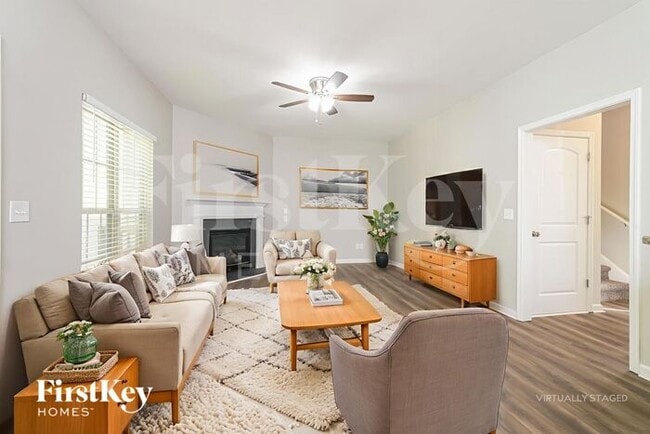 Foto del edificio - 2953 Cameron Village Ct