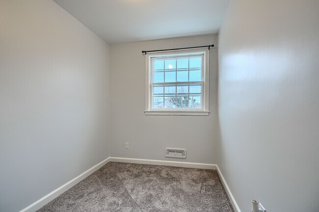 Foto del edificio - 414 Westfield Rd