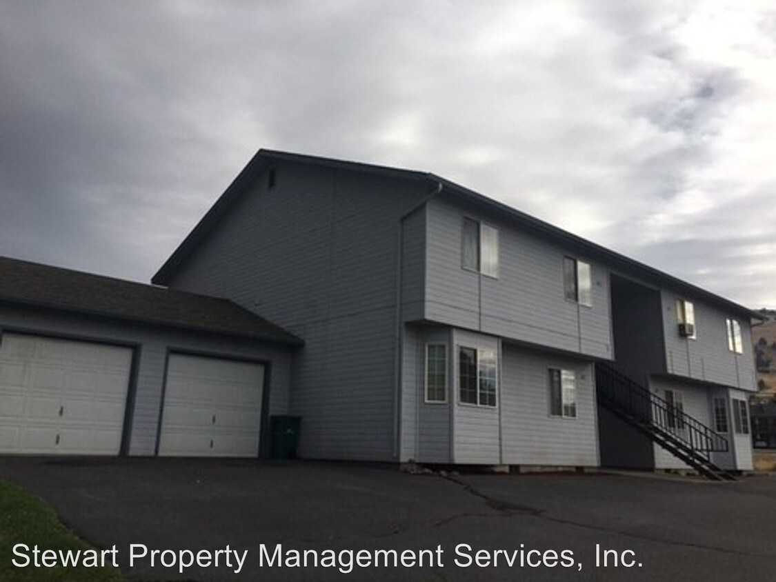 Primary Photo - 871-877 Homedale Rd
