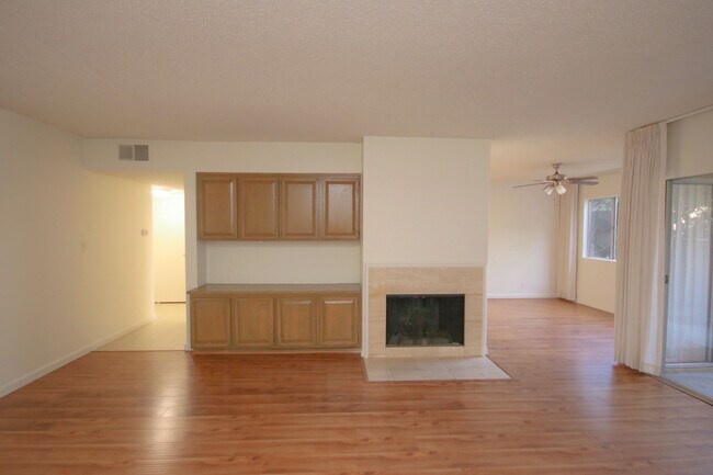 Building Photo - 1125 Arcadia Ave