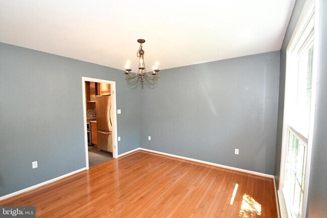 Building Photo - 15916 Marlington Dr