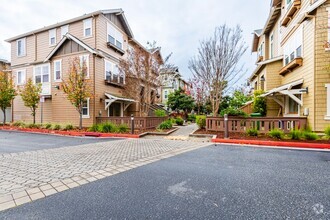 Building Photo - 237 Bluebonnet Ln