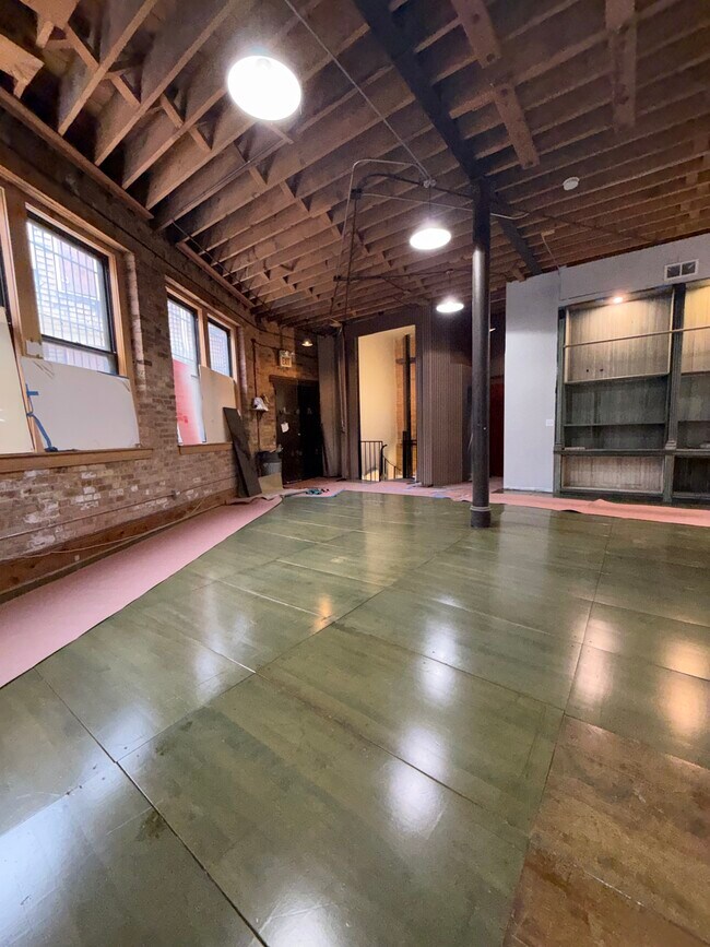 Foto del edificio - 936 W Roscoe St