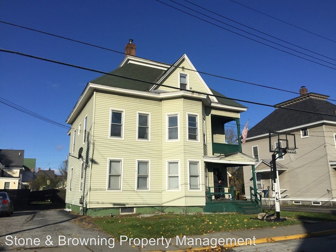 Primary Photo - 9 College St