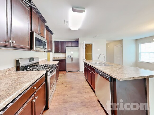 Foto del edificio - 8755 Longnor St