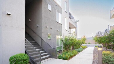 Building Photo - 1250 Abbey Ln