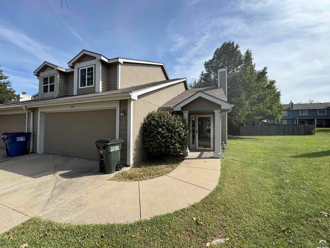 Foto principal - 508 Lancaster Ct