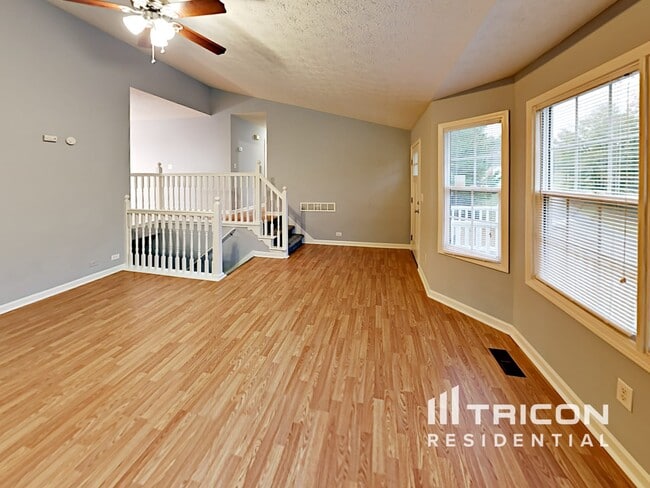 Building Photo - 64 Blake Dr