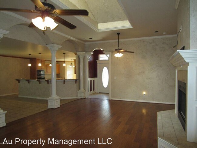 Building Photo - 3 br, 2 bath House - 8312 TAOS DR