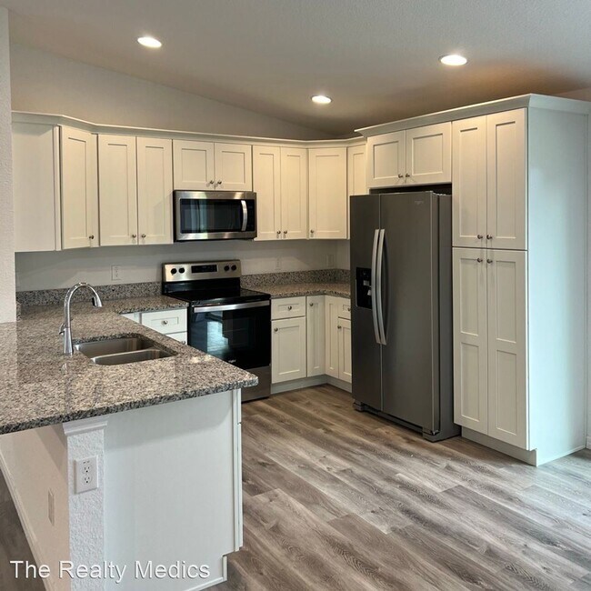 Building Photo - 3 br, 2 bath House - 1 Malauka Course Ter