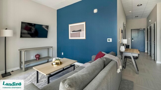 Building Photo - 600 19th St N