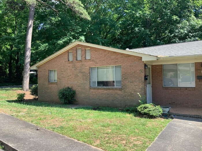 1125 Scottsdale Dr Unit 10, Shelby, NC 28150 Room for Rent in Shelby, NC