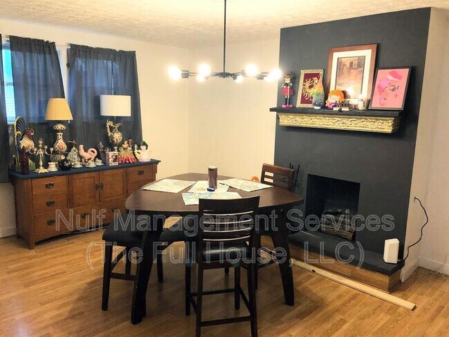 Foto del edificio - 3922 Howley St