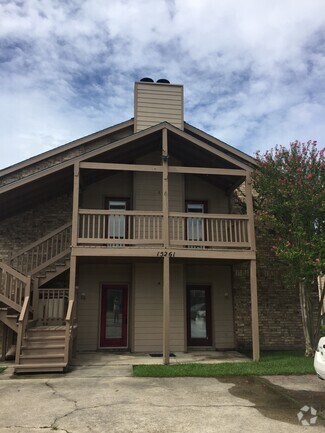 Building Photo - 15261 Jones Creek Village Ave