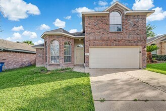 Building Photo - 18439 Sunrise Oaks Ct