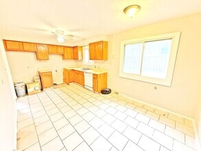 Building Photo - 4905 Donovan Dr