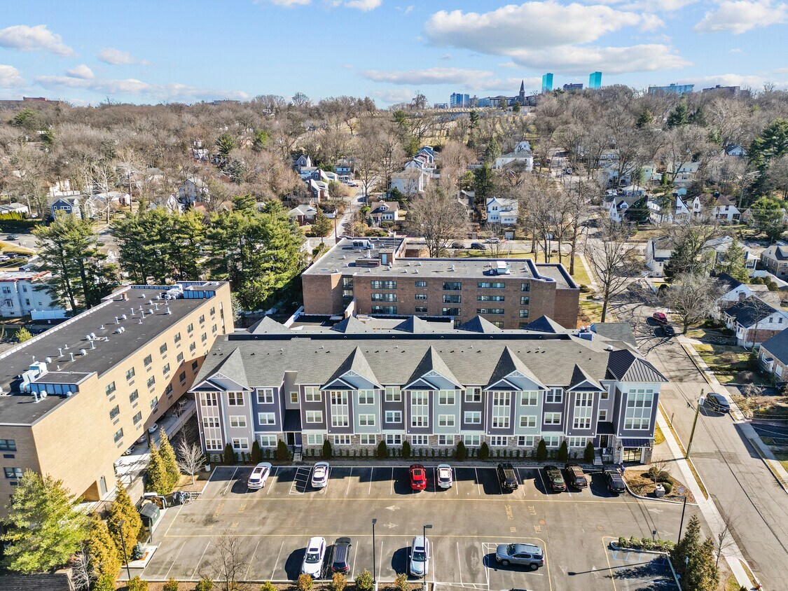313 Woodland Pl Unit 109, Leonia, NJ 07605 Apartments in Leonia, NJ