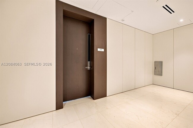Building Photo - 300 Biscayne Blvd