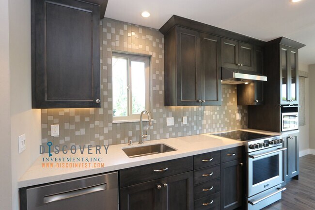 Foto del edificio - Two Bedroom Grand Lake Penthouse