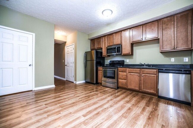 Foto del edificio - 110 Silver Creek Ct