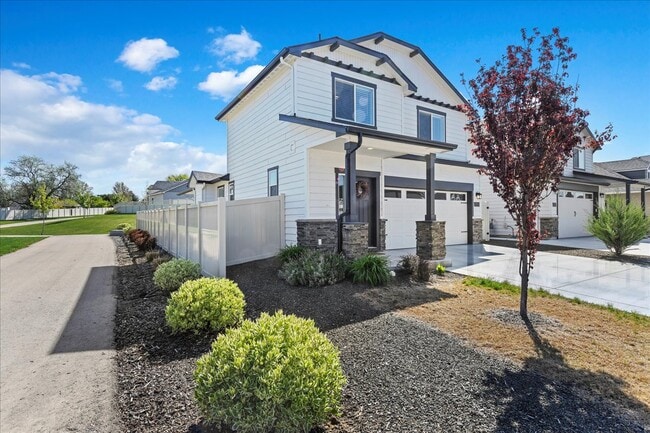 Building Photo - 3378 S Cabin Creek Way