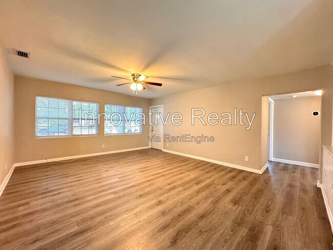 Building Photo - 1790 Marshall Dr
