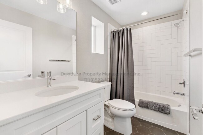 Foto del edificio - Stunning 3 Bedroom House in Hannah Ridge