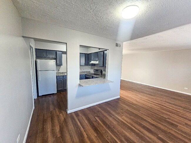 Foto del edificio - 7411 Astor Ave