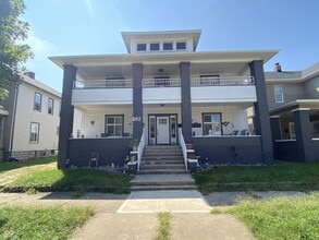 Building Photo - 129 W Hendricks St